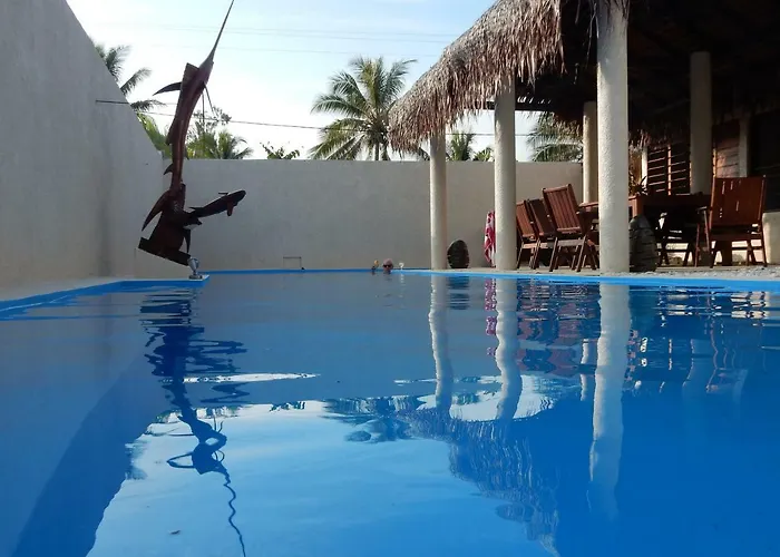 Waves At Surfside Villa